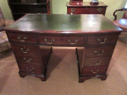Top Quality Victorian Bow Fronted Pedestal Desk