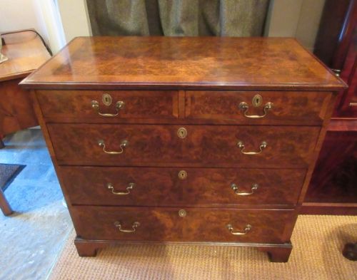 Fine Early Victorian Burr Walnut Chest of Drawers