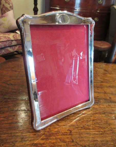 George V Period Silver Walker & Hall Photo Frame
