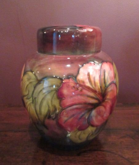 Rare Moorcroft Hibiscus Flambe Ginger Jar