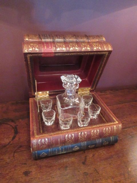 Superb French Leather Bound Decanter Box