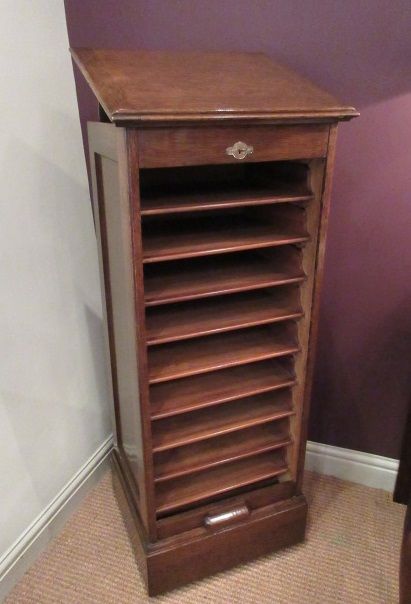 Top Quality Edwardian Polished Oak Easel Top Filing Cabinet