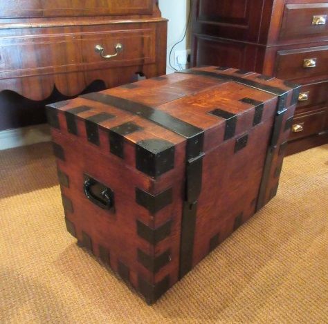Top Quality George III Period Scottish Oak Trunk