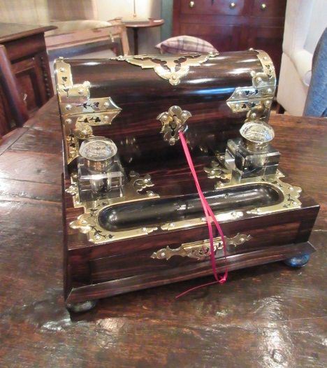 Superb Early Victorian Coromandel Pen & Inkstand