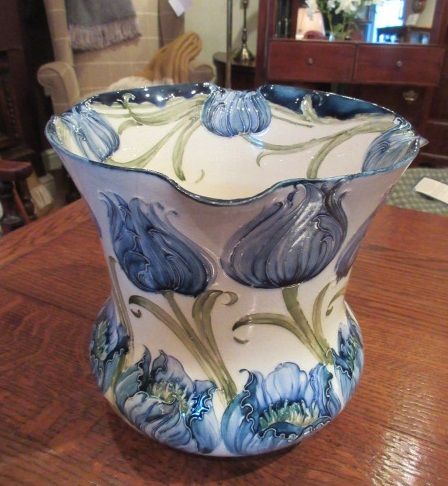 Mcintyre Moorcroft Florin Ware Tulips Jardiniere
