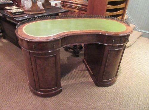 Superb Mid Victorian Burr Walnut Shaped Desk