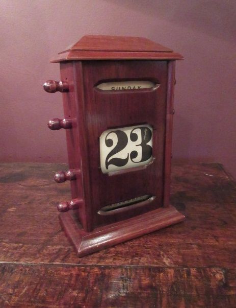 Edwardian Period Walnut Perpetual Desk Calendar