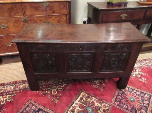 Superb George II Period Oak Six Plank Westmorland Coffer