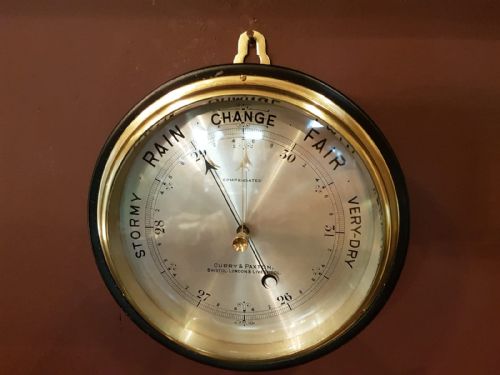 Quality Victorian Bulk Head Marine Barometer