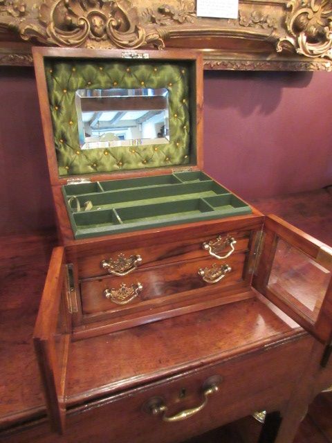 Large Antique Figured Walnut Jewellery Box