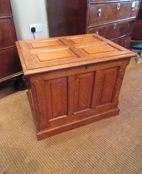 Arts & Crafts Antique Solid Oak Paneled Chest