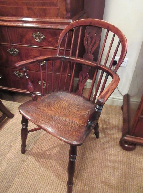 Early Victorian Yew Wood Windsor Armchair