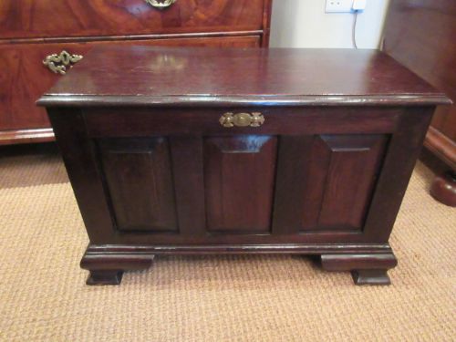Small Antique Georgian Style Coffer Bach