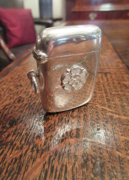 Antique Silver Yorkshire Rose Vesta