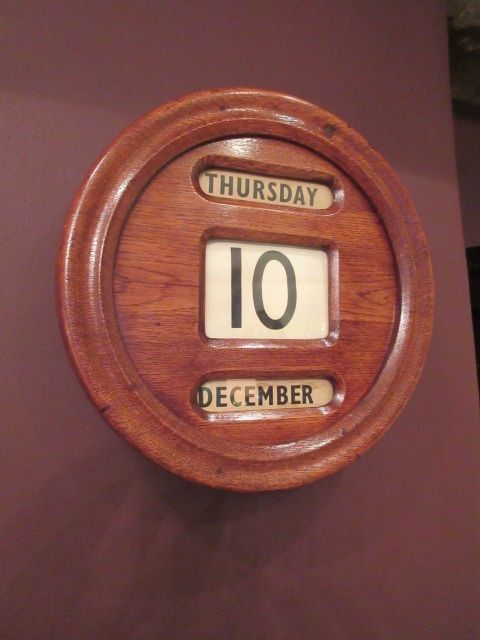 Antique Polished Oak Perpetual Wall Calendar