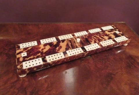 Mid Victorian Tortoiseshell & Bone Inlaid Cribbage Board