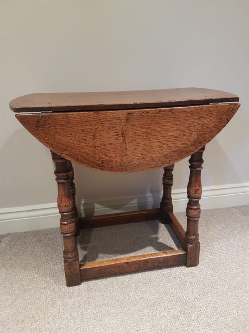 George III Oak Drop Leaf Occasional Table