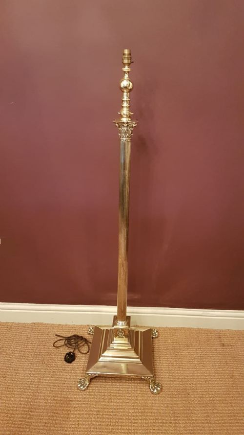 Superb Victorian Brass Telescopic Corinthian Column Lamp Standard