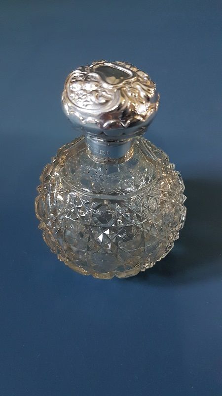 Edwardian Silver Cut Glass Scent Bottle