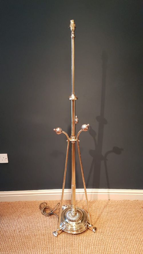 Late Victorian Brass Rise and Fall Lamp Standard