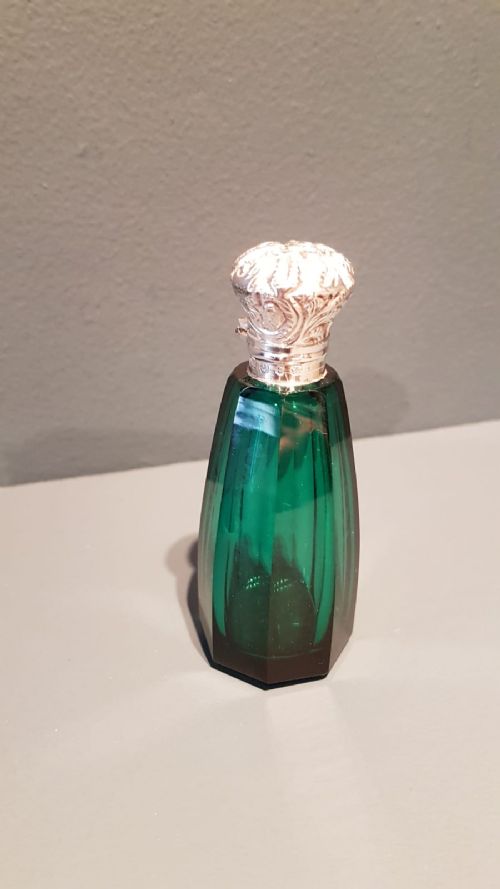 Victorian Emerald Green Crystal and Silver Scent Bottle