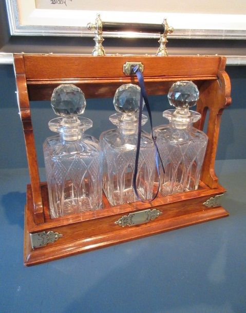 Superb Antique Polished Oak & Ebony Tantalus