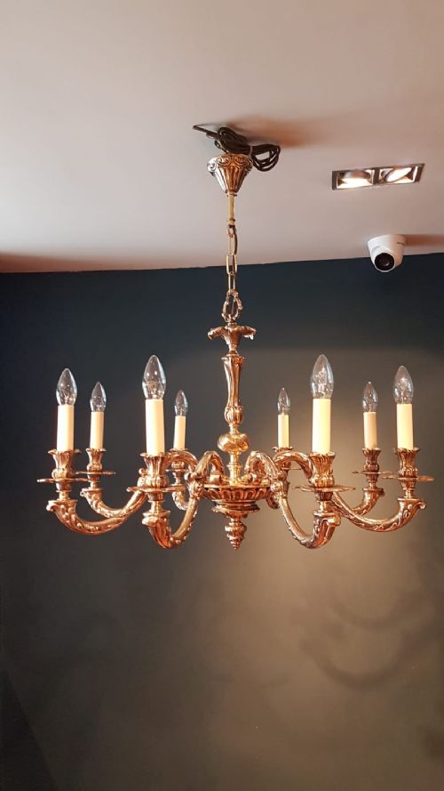 Quality Edwardian Cast Brass 8 Arm Chandelier