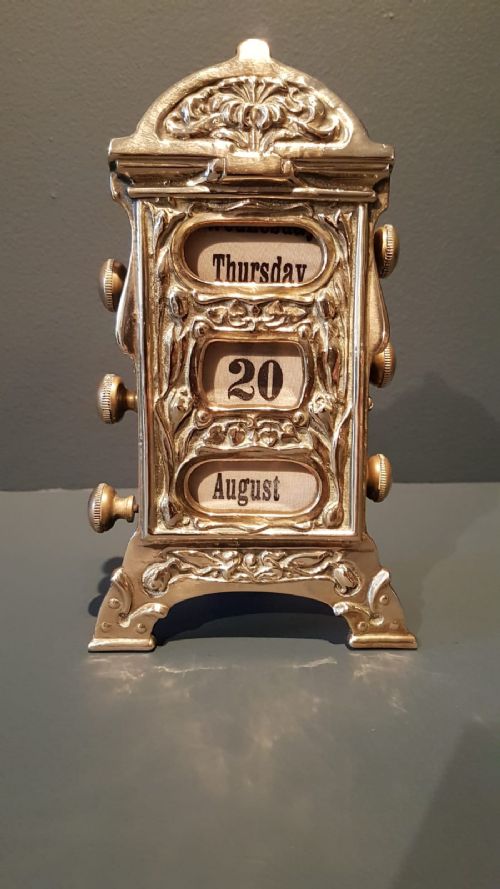 Superb Late Victorian Brass Perpetual Desk Calendar