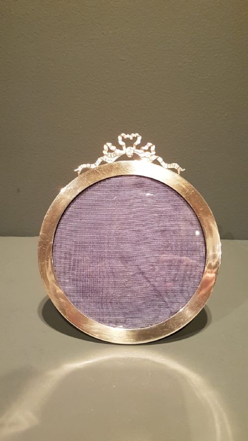Edwardian Silver Circular Photo Frame