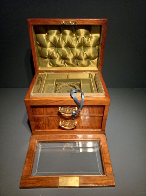 Antique Figured Walnut Jewellery Box