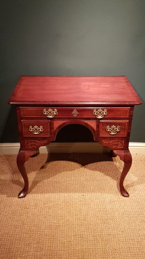 Fine Quality George III Mahogany Low Boy