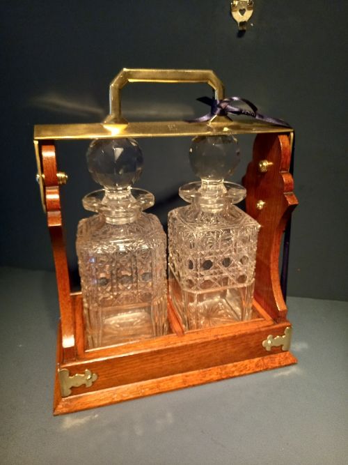 Immaculate Antique Oak Two Bottle Tantalus