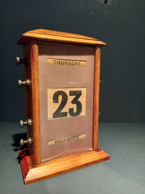 Antique Mahogany Perpetual Desk Calendar