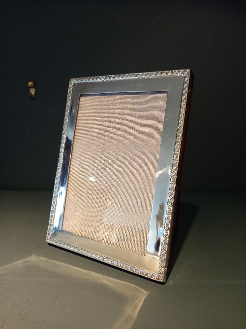 George V Period Silver Decorative Edge Photo Frame