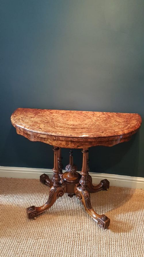 Fine Quality Victorian Inlaid Walnut Gaming Table