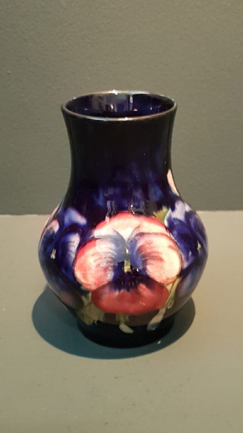 Early Moorcroft Pansy Vase