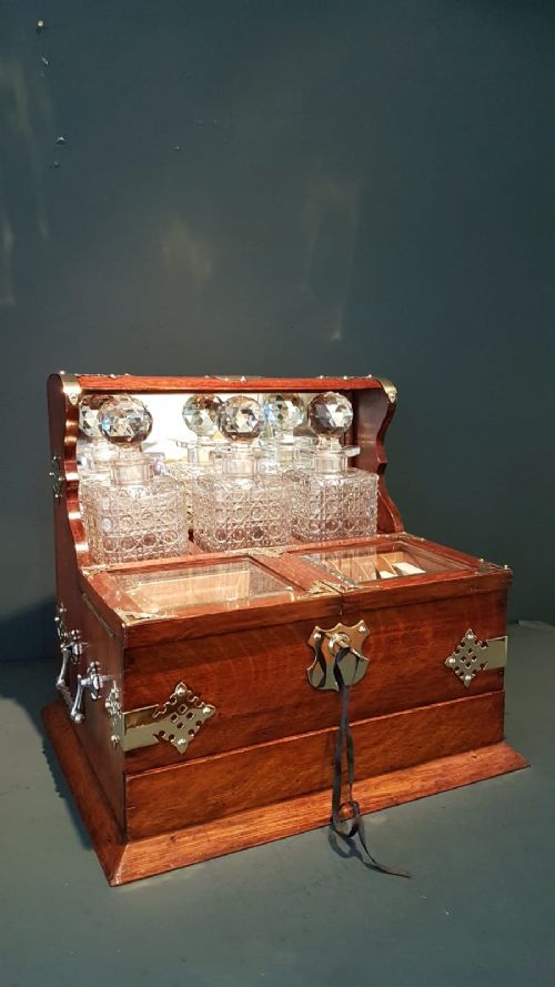 Superb Victorian Oak Tantalus Box