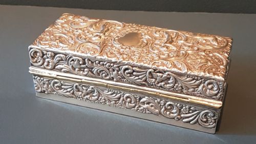 Edwardian Goldsmiths and Silversmiths Silver Box