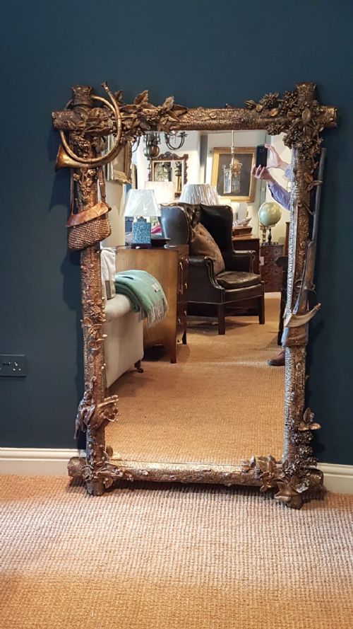 Superb Victorian Shooting Themed Gilt Mirror