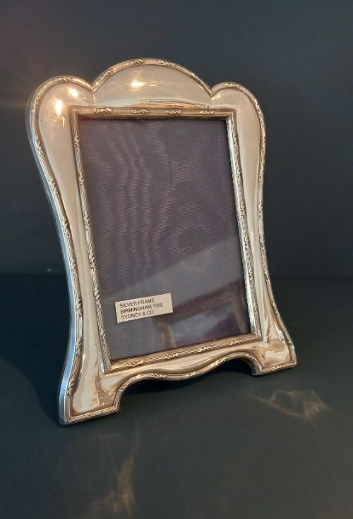 Antique Silver Shaped Top Photo Frame