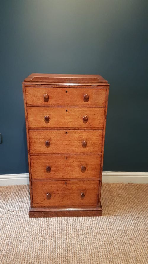 Victorian Oak Gillow 5 Drawer Chest