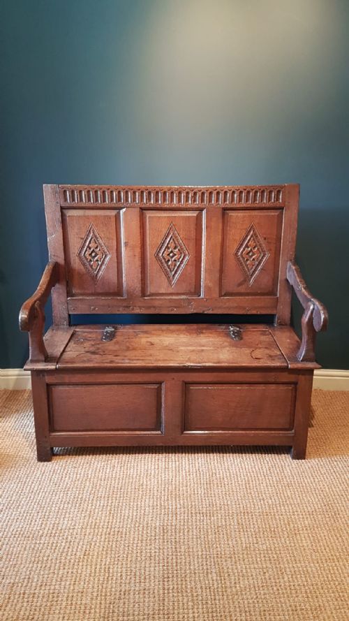 Small George II Period Oak Box Settle