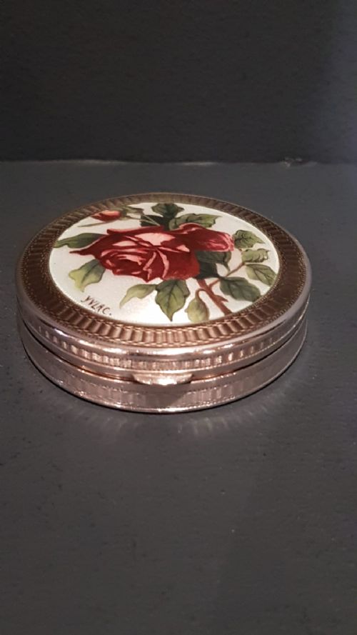 Fine Quality Silver and Enamel Box