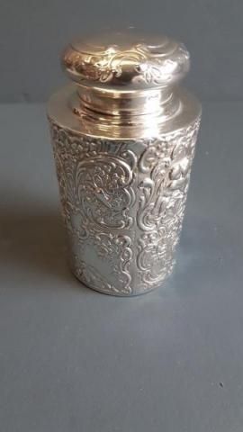 Fine Quality Victorian Silver Tea Caddy