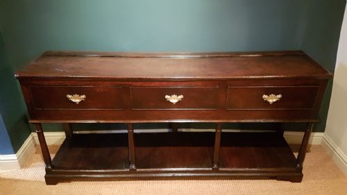 Superb George II Oak Open Pot Board Dresser
