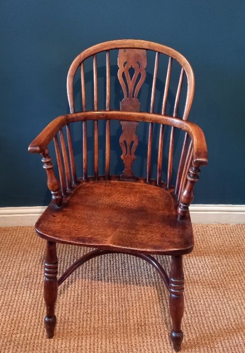 Early Victorian Ash & Yew Windsor Armchair