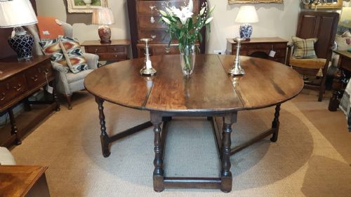 Large George II Period Oak Drop Leaf Table