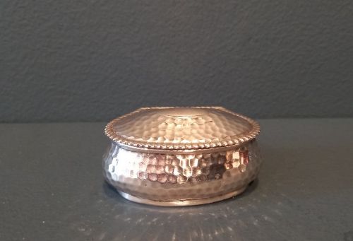 Victorian Silver Planished Finish Table Snuff Box