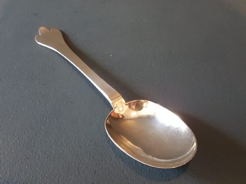 William and Mary Trefid Design Spoon