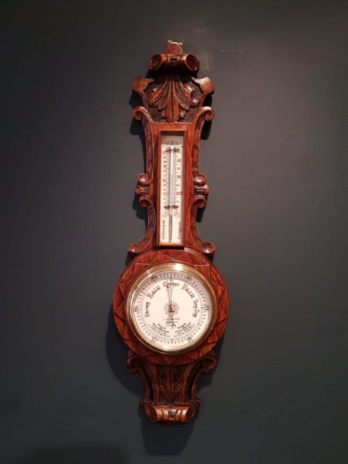 Small Victorian Oak Banjo Barometer